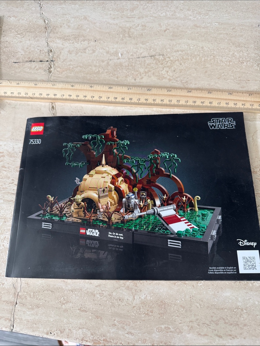 Lego Build Book 75330 Dagobah Jedi Training